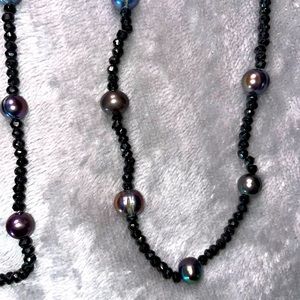 Spinel and peacock Pearl necklace